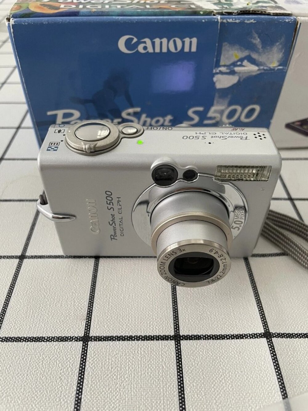 SALE! Canon PowerShot ELPH S500 5MP Camera w/ Battery